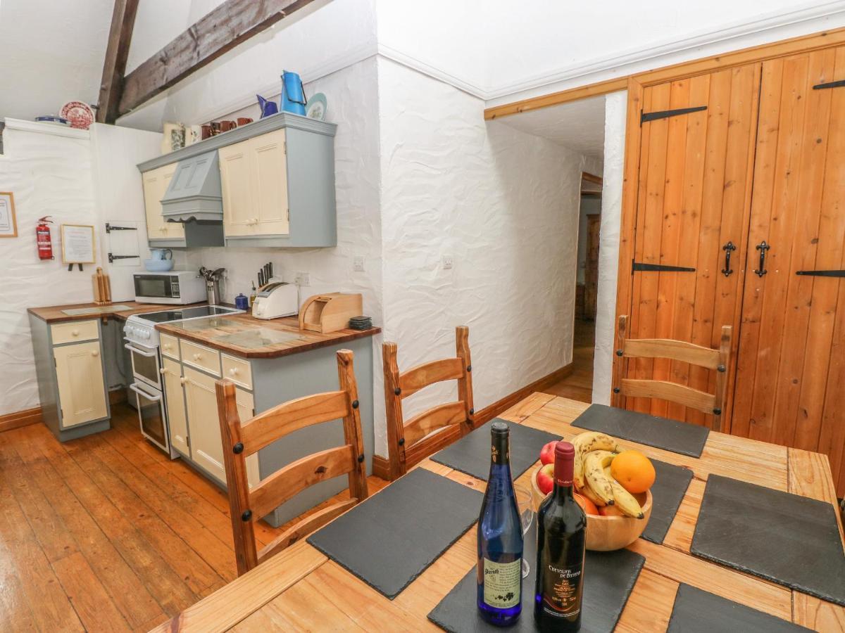 Heather Cottage Milford Haven Exterior photo