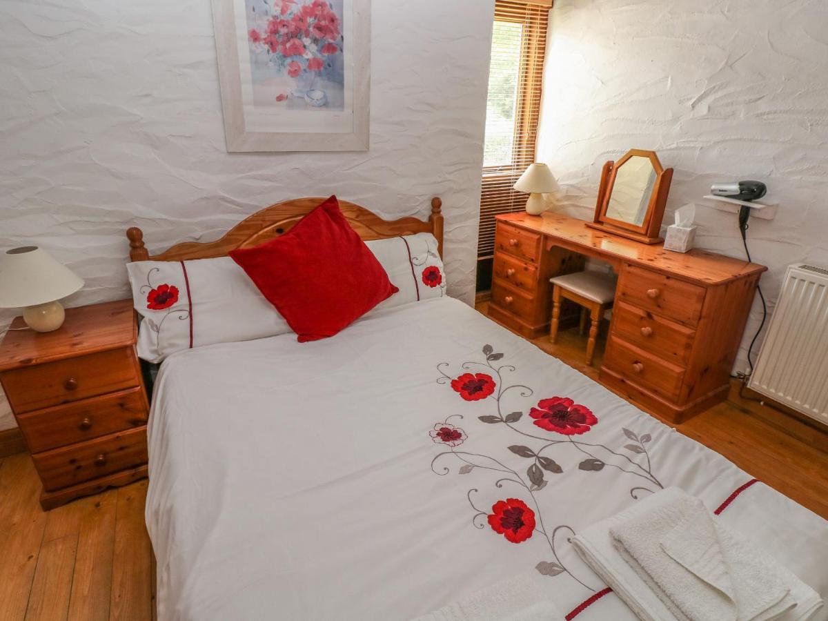 Heather Cottage Milford Haven Exterior photo
